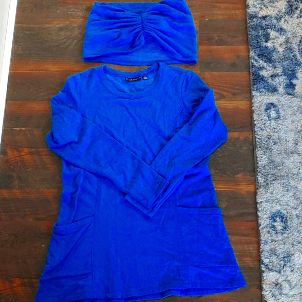 Super soft tunic sweater w/ matching scarf